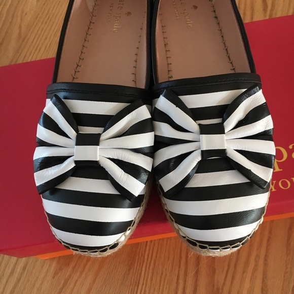𝅺🌺 HOST PICK 🌺 Authentic Kate Spade leather espadrilles - Picture 6 of 8